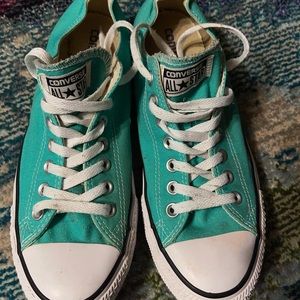 Converse low-too uni-sex shoe